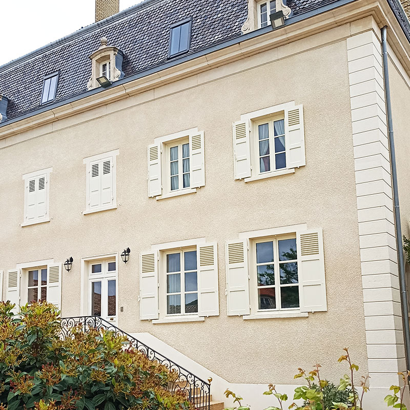 Trails-Wine-tourism-Private-tour-Beaujolais-Day-Chateau